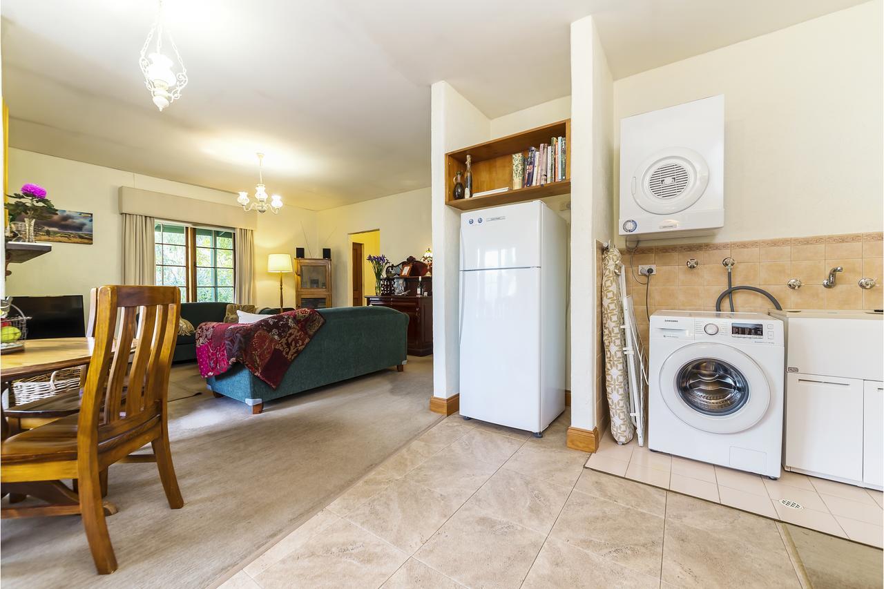 Country Pleasures Bed And Breakfast Angaston Exterior photo