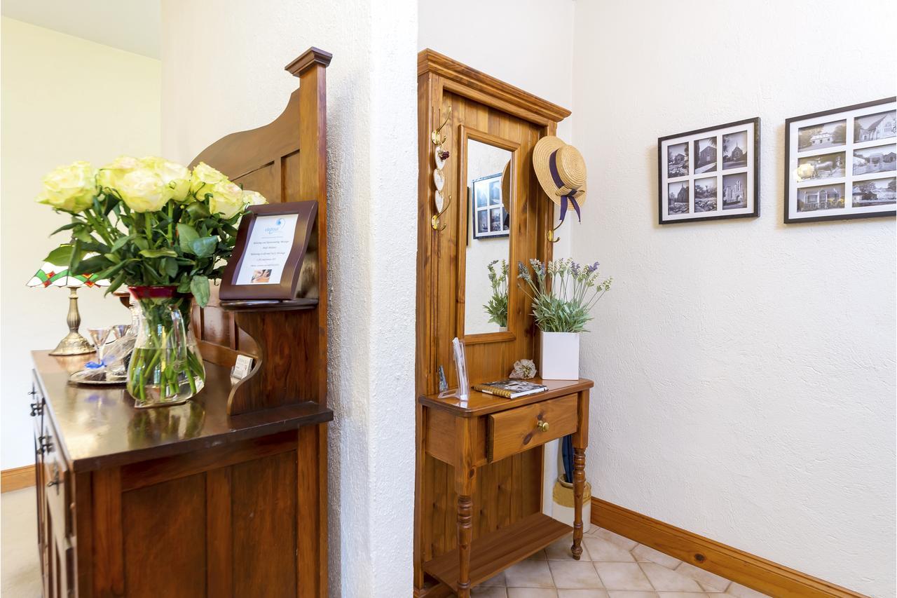 Country Pleasures Bed And Breakfast Angaston Exterior photo